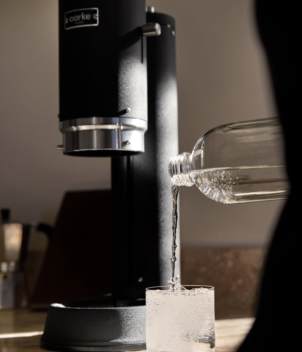 aarke(アールケ) CARBONATOR PRO MATTE BLACK Aarke Carbonator Pro Matte Black - Sparkling Water Maker